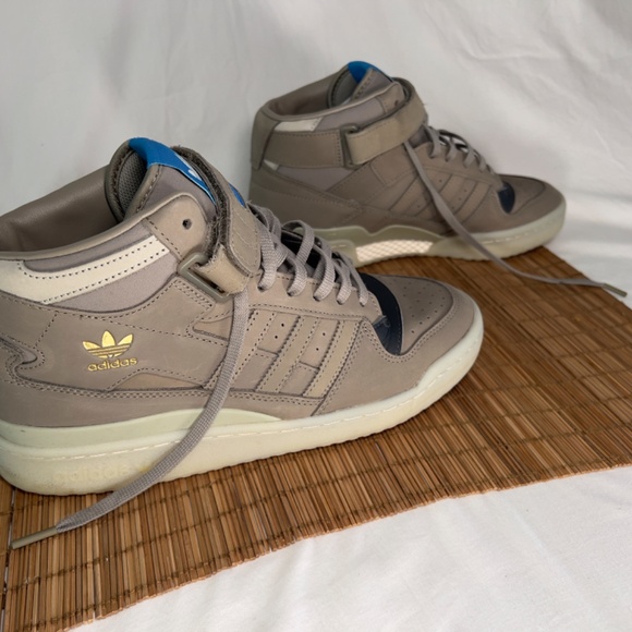 ADIDAS ORIGINALS FORUM 84 Mid Clay sz10 - Picture 3 of 8